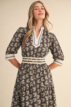 Load image into Gallery viewer, Floral Print Contrast Scallop Midi Dress