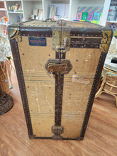 Load image into Gallery viewer, Vintage Mendel Trunx Steamer Trunk