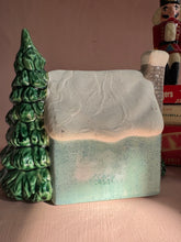 Load image into Gallery viewer, Vintage Ceramic House