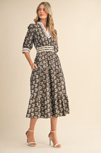Load image into Gallery viewer, Floral Print Contrast Scallop Midi Dress