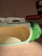 Load image into Gallery viewer, Vintage Ceramic House