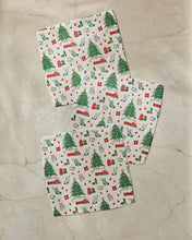 Load image into Gallery viewer, Geometry Microfiber Tea Towels and Washcloths