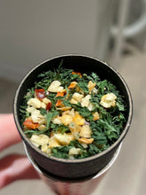 Load image into Gallery viewer, Spaghetti Dust