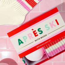 Load image into Gallery viewer, Musee Apres Ski Bath Bomb and Sock Gift Set