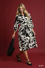 Load image into Gallery viewer, Black & White print shirt dress