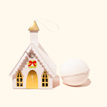 Load image into Gallery viewer, Musee Christmas Village Bath Bombs