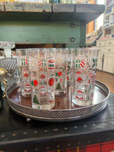 Load image into Gallery viewer, Vintage Set of 7 Holiday Icon Glasses