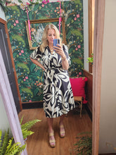 Load image into Gallery viewer, Black & White print shirt dress
