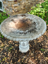 Load image into Gallery viewer, Vintage Bird Bath