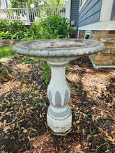 Load image into Gallery viewer, Vintage Bird Bath