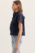 Load image into Gallery viewer, Entro Linen Top- Navy or Natural Linen
