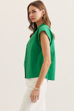 Load image into Gallery viewer, Scallop Trim Top- White or Kelly Green ENTRO
