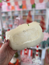 Load image into Gallery viewer, Vintage Mr. &amp; Mrs. Clause Plate
