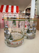 Load image into Gallery viewer, Vintage Set of 2 Winter Scene Glasses
