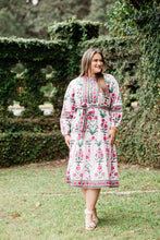 Load image into Gallery viewer, The Caroline in Resort Floral Rose D’Iris

