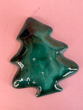 Load image into Gallery viewer, Vintage Tree Holly Dish
