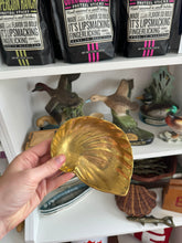 Load image into Gallery viewer, Vintage brass shell dish
