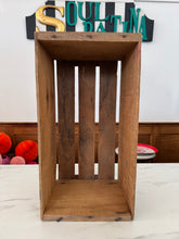 Load image into Gallery viewer, Vintage Season Greetings Crate
