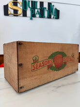 Load image into Gallery viewer, Vintage Season Greetings Crate
