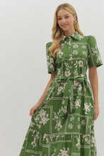 Load image into Gallery viewer, Green Botanical Print Midi Dress
