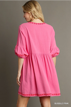 Load image into Gallery viewer, Pink linen dress with embroidered details
