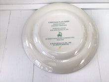 Load image into Gallery viewer, Vintage Avon Country Christmas 1980 plate
