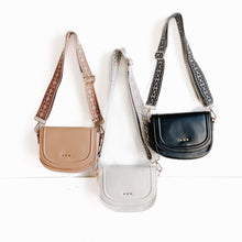 Load image into Gallery viewer, Saddle bag purse in light brown
