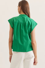 Load image into Gallery viewer, Scallop Trim Top- White or Kelly Green ENTRO
