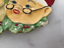 Load image into Gallery viewer, Vintage Mr. &amp; Mrs. Clause Plate
