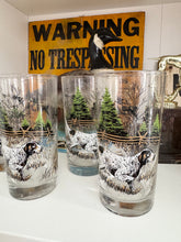 Load image into Gallery viewer, Vintage set of 4 Hunting Dog Glasses
