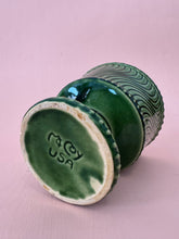 Load image into Gallery viewer, Vintage Green McCoy Pot
