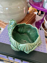 Load image into Gallery viewer, Vintage Frog Planters
