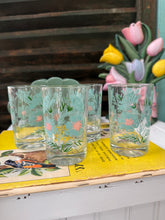 Load image into Gallery viewer, Vintage Floral Juice Glasses
