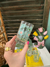 Load image into Gallery viewer, Vintage Floral Juice Glasses
