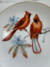 Load image into Gallery viewer, Vintage Bird Plates
