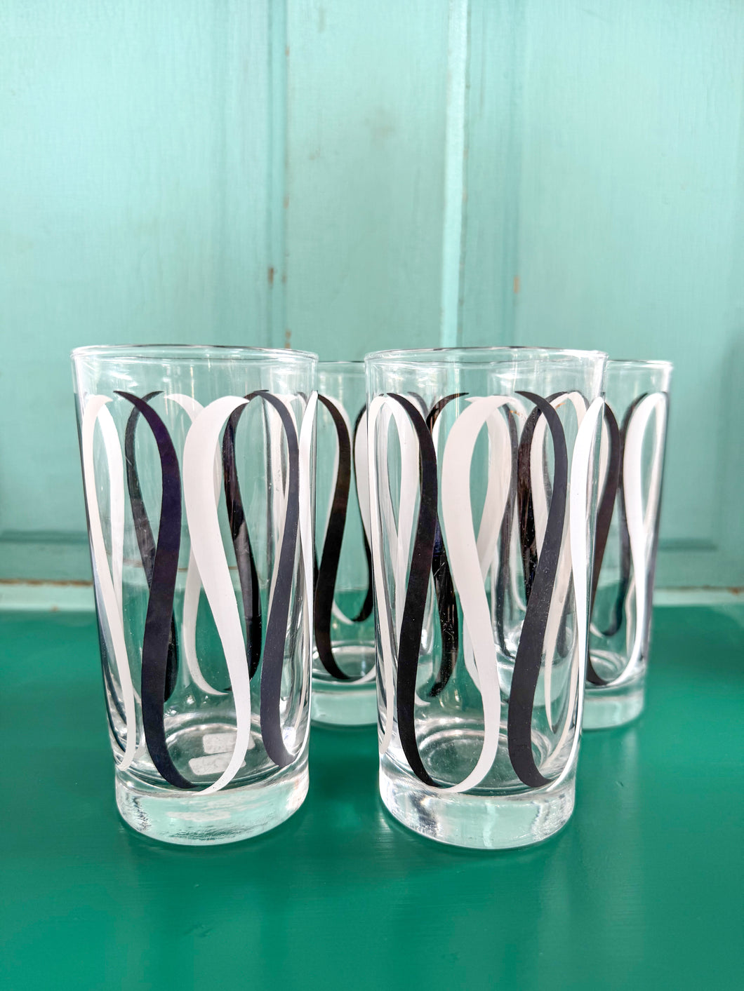 Set of 4 Vintage Glasses