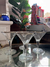 Load image into Gallery viewer, Set of 4 Vintage Martini Glasses
