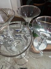 Load image into Gallery viewer, Set of 4 Vintage Martini Glasses
