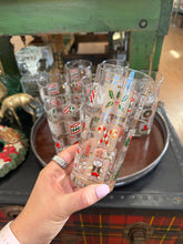Load image into Gallery viewer, Vintage Set of 7 Holiday Icon Glasses
