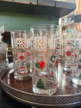 Load image into Gallery viewer, Vintage Set of 7 Holiday Icon Glasses
