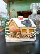 Load image into Gallery viewer, Vintage Christmas Horse and Sleigh Napkin Holder
