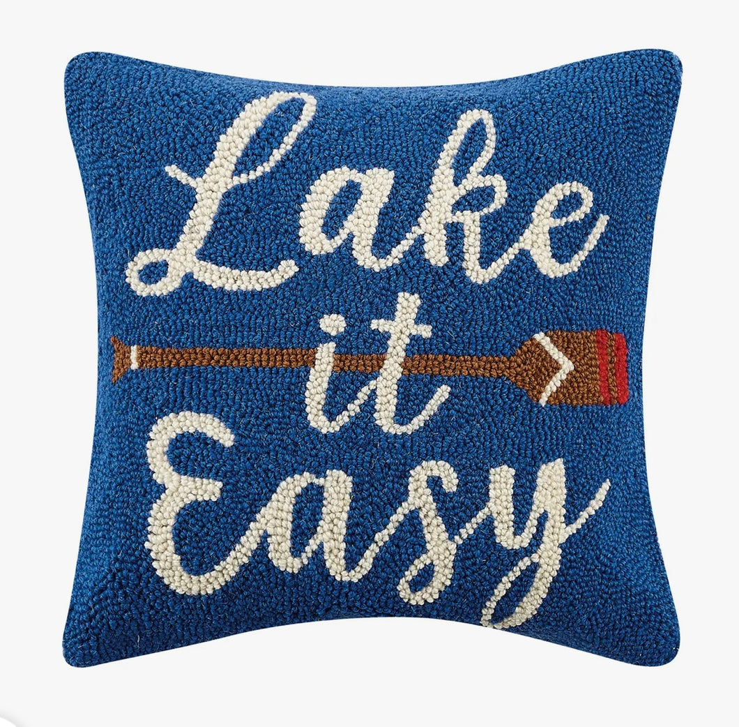 Lake it easy pillow