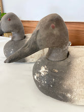 Load image into Gallery viewer, Vintage duck decoys
