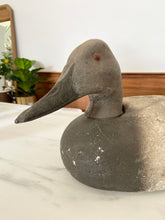 Load image into Gallery viewer, Vintage duck decoys
