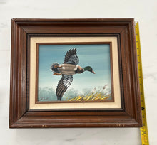 Load image into Gallery viewer, Vintage duck painting
