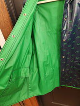 Load image into Gallery viewer, Vintage whale print rain jacket
