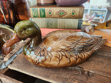 Load image into Gallery viewer, Vintage ceramic ducks
