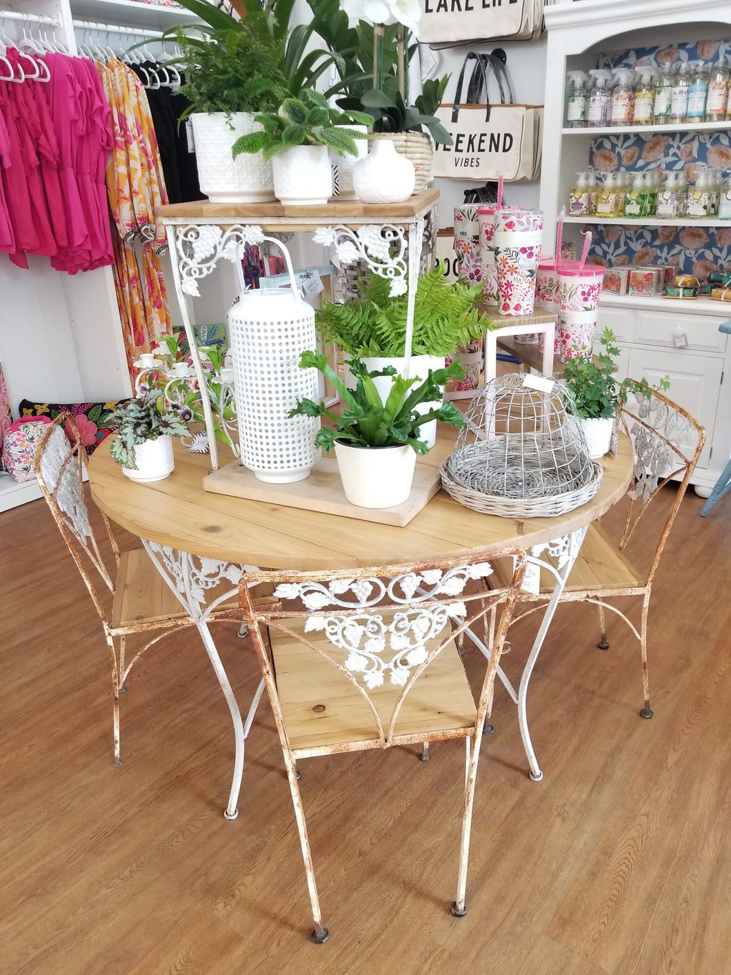 Vintage patio set (pick up in store only)