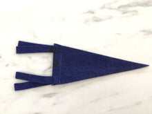 Load image into Gallery viewer, Vintage Penna. Turnpike pennant

