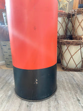 Load image into Gallery viewer, Vintage Aladdin thermos
